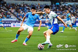 九游官网-国际比赛日切尔西备战欧超杯转会期巴塞罗那调整名单以备NBA季后赛，Rookie在老鹰比赛中出色防守瞬间刷屏